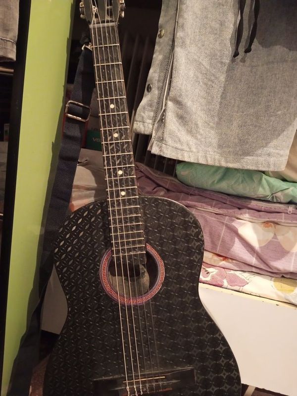 Gitara 40 razmer