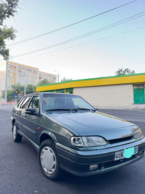 Lada samara 2115 sotiladi