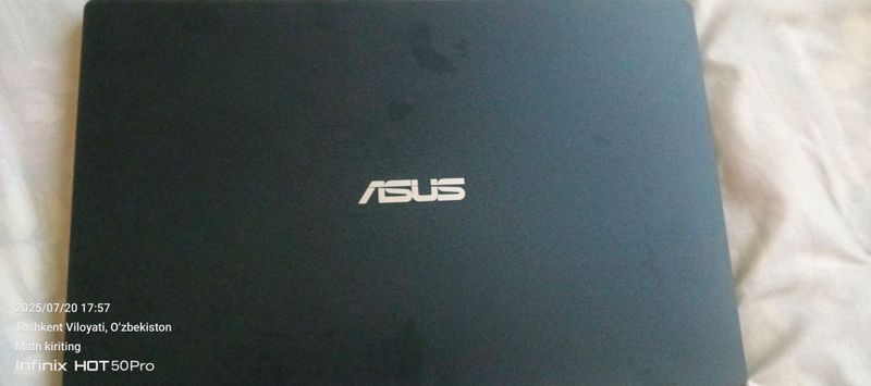 ASUS kompyuter ofisni sotiladi
