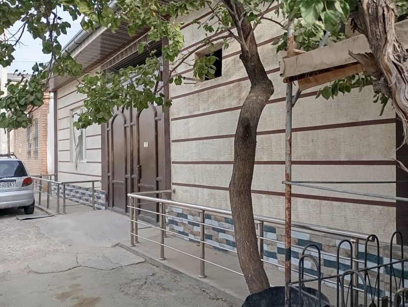 2 сотих 4 хона,фасад 15 м,Яшнобод,Висол ку́часи,Штраф площадка,84000 $