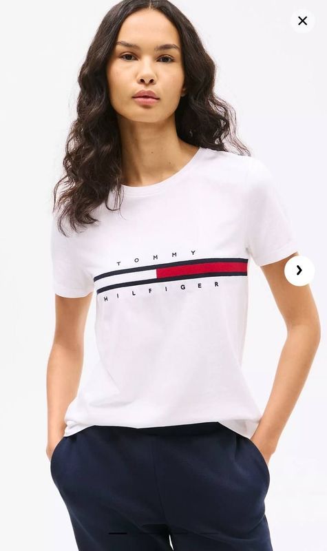 Футболка от Tommy Hilfiger L Футболка от Tommy Hilfiger L
