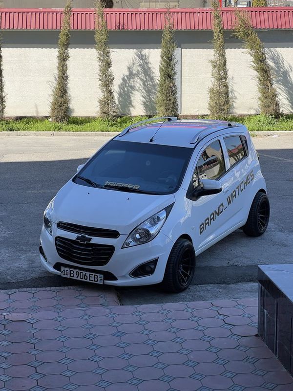 Spark navarotlari bilan sotiladi Spark navarotlari bilan sotiladi