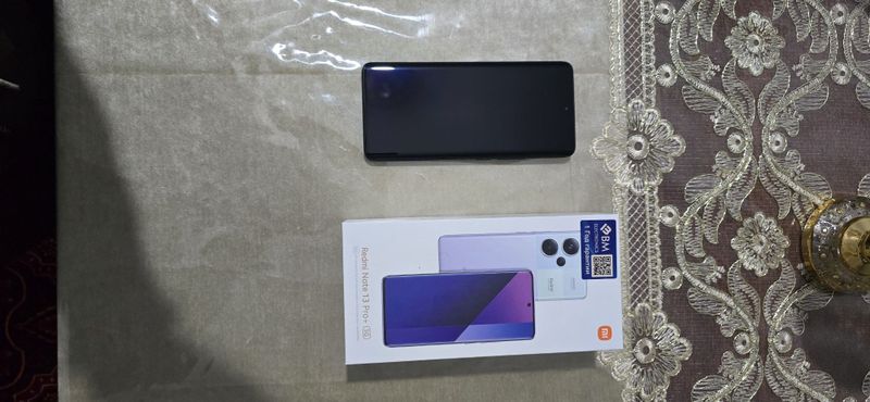 Telefon sotiladi Redmi note 13 pro+ 8/256 gb.