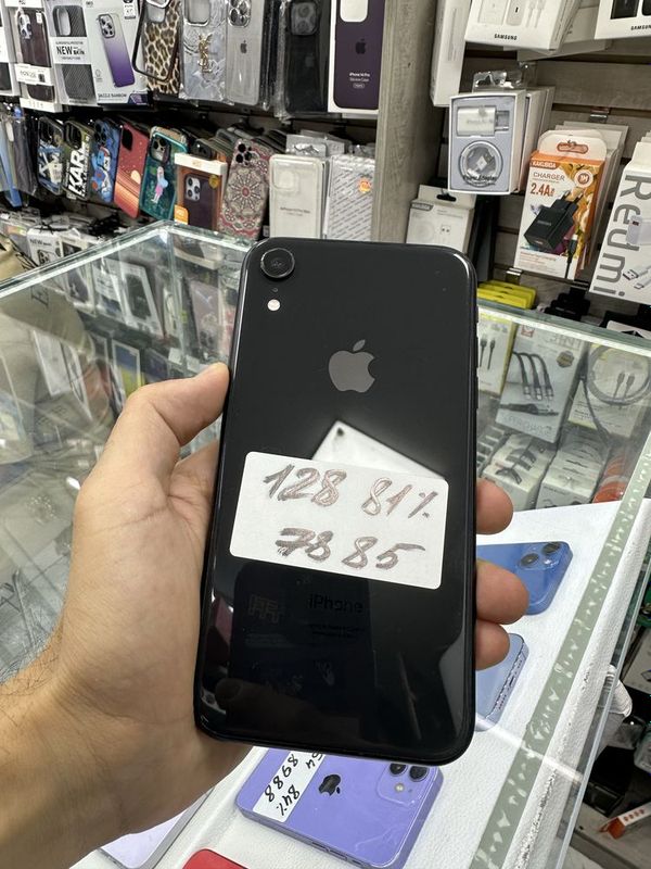 iPhone XR black 128GB 81% k+