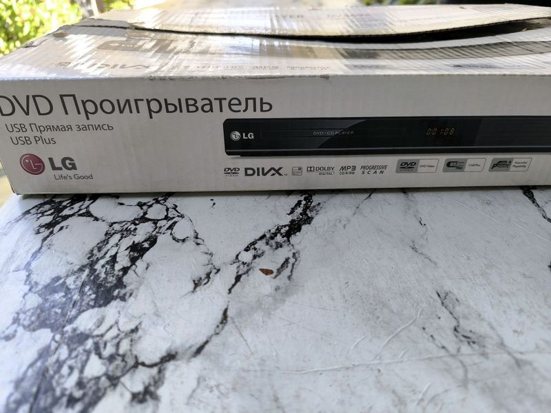 DVD проигрыватель DVD проигрыватель