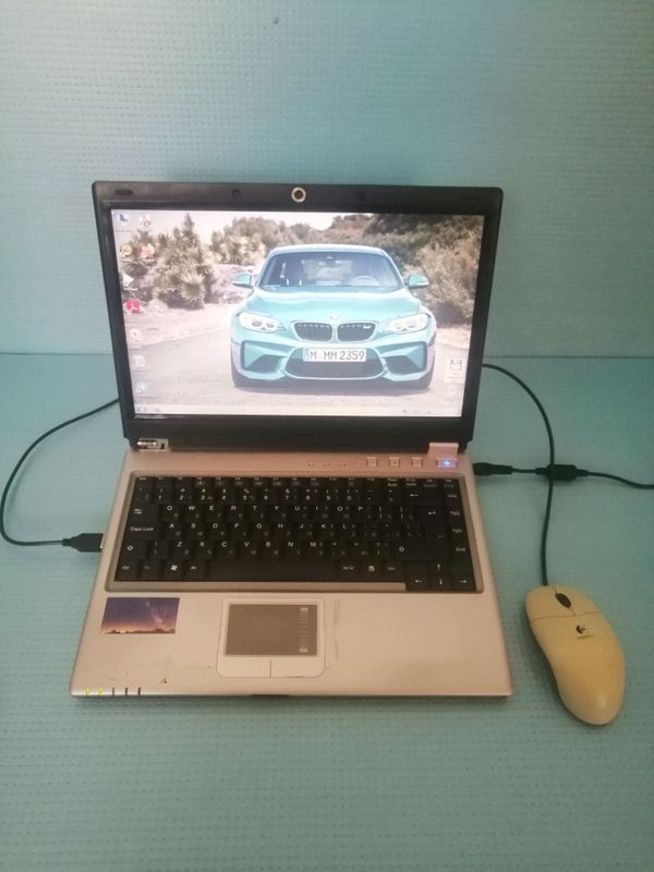 Noutbuk KEY sotiladi Noutbuk KEY sotiladi