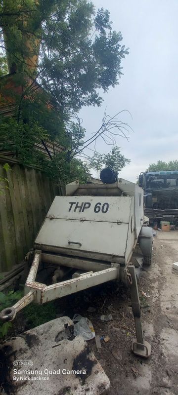 Продаётся бетон насос Срочно!!! Продаётся бетон насос Срочно!!!