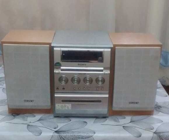 Музыкальный центр Sony- DVD, CD Музыкальный центр Sony- DVD, CD