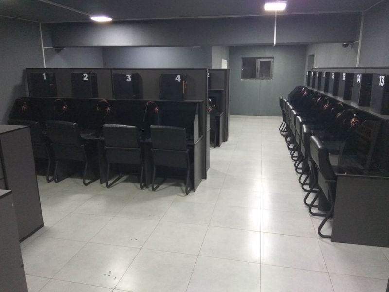 Продаётся бизнес Компьютерный-клуб Продаётся бизнес Компьютерный-клуб