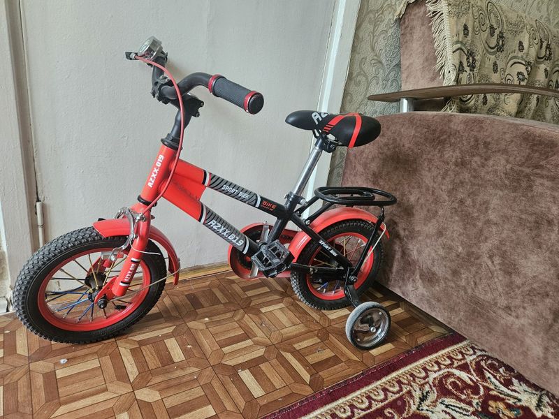 Продаю детский велосипед Продаю детский велосипед