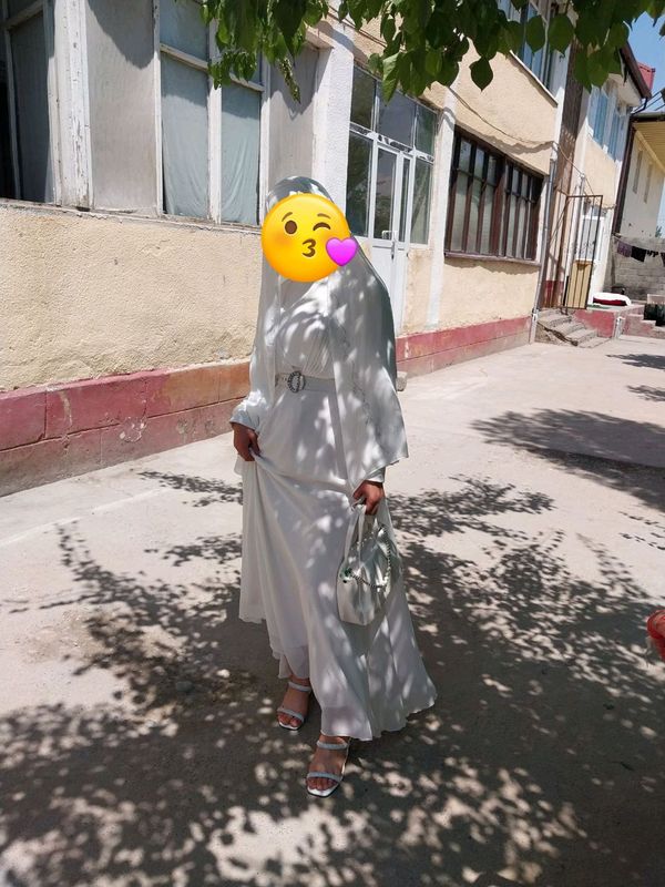 koʻylak oyoh kiyim yangi