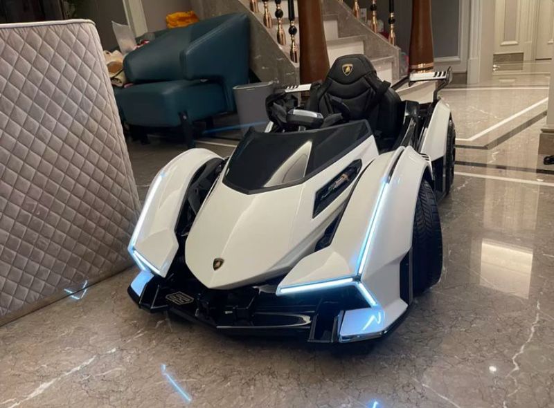 Lamborghini на пульте управления