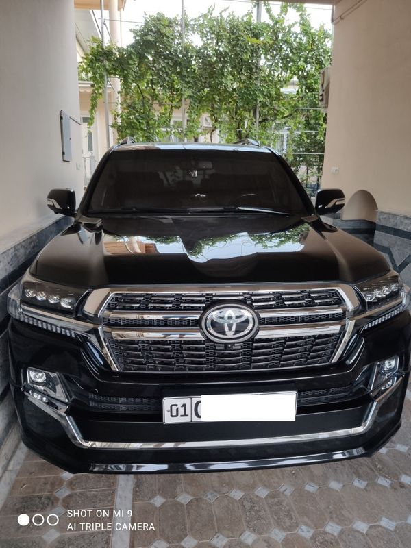 Toyota Land Cruiser LC 200 Toyota Land Cruiser LC 200
