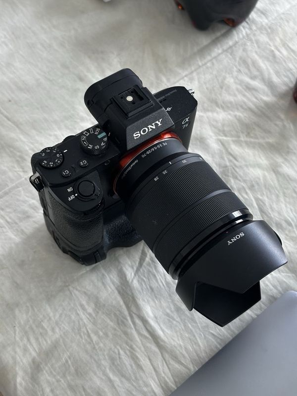 Sony a7 ii chotki yangide Sony a7 ii chotki yangide