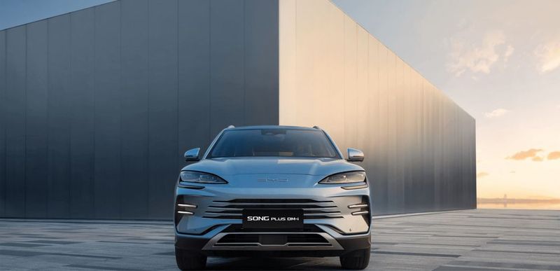 BYD chempiol oldi bamfer rangi oq radnoy detal holati masla