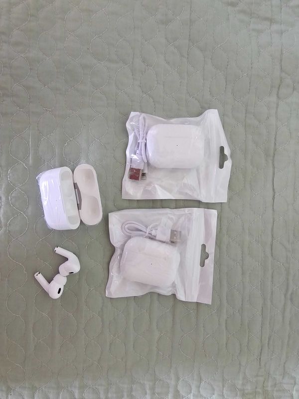 AirPods Pro (наушники)