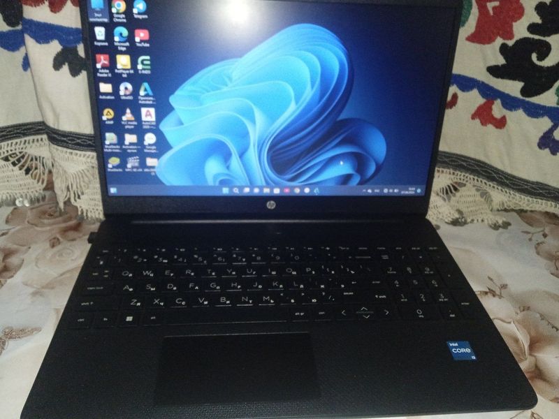 Noutbuk "hp core i3"
