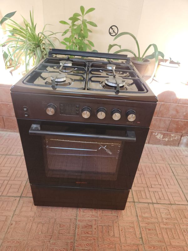 Shivaki gaz plita