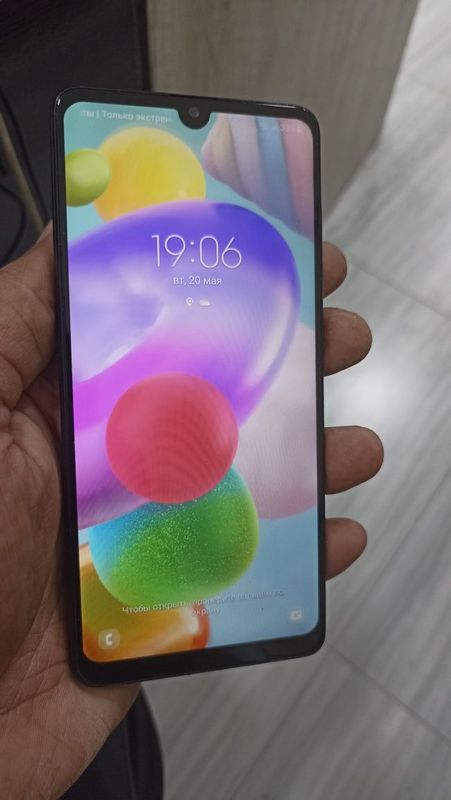 Samsung A41 4.64 в хорошем состоянии без дефектов Samsung A41 4.64 в хорошем состоянии без дефектов