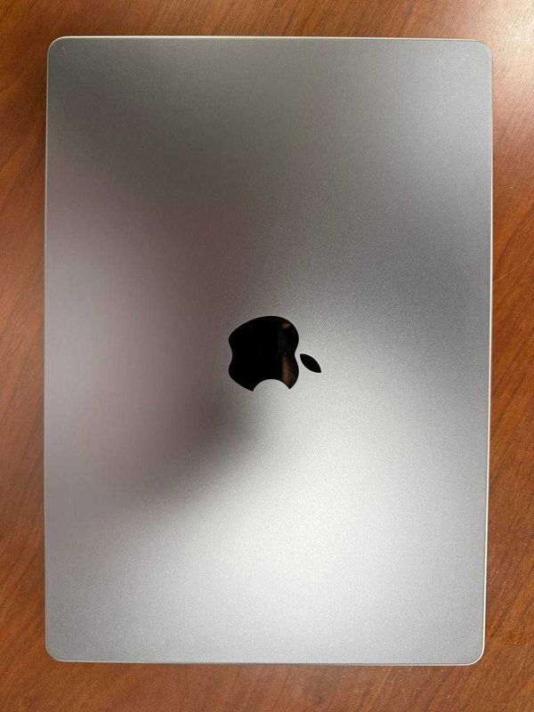 Продаю Apple Macbook Pro M4 Pro 24/512 GB – как новый, выгодная цена Продаю Apple Macbook Pro M4 Pro 24/512 GB – как новый, выгодная цена
