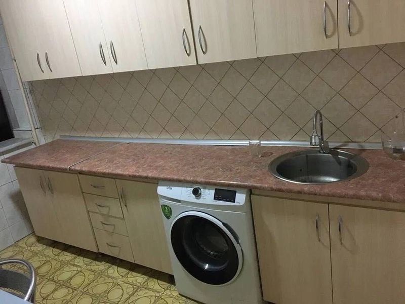 Arenda ijara metro oybek va kosmonavt akuratniy 1 ta sherik bola olamz Arenda ijara metro oybek va kosmonavt akuratniy 1 ta sherik bola olamz