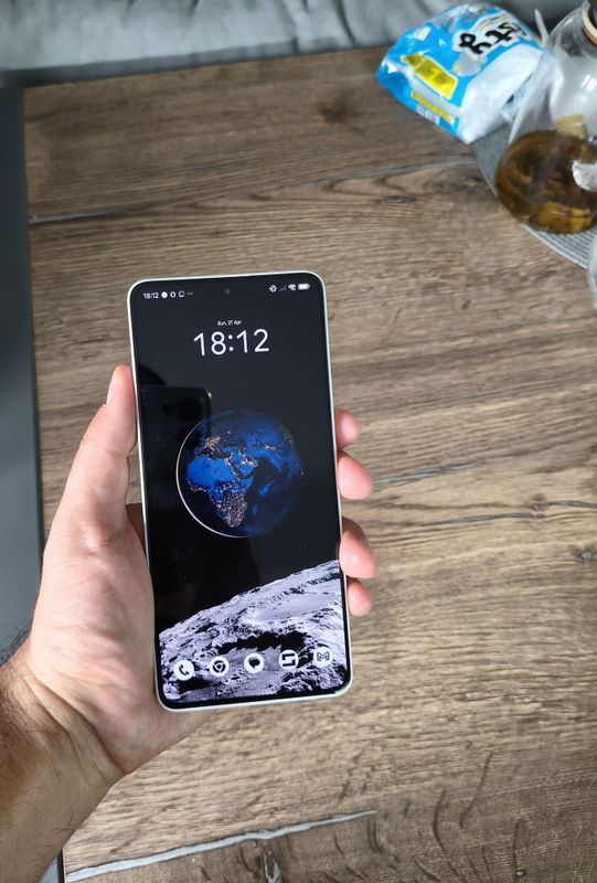 Poco X6 5G - 12/256. Sotiladi, oq rangda. Продается, белый. Poco X6 5G - 12/256. Sotiladi, oq rangda. Продается, белый.