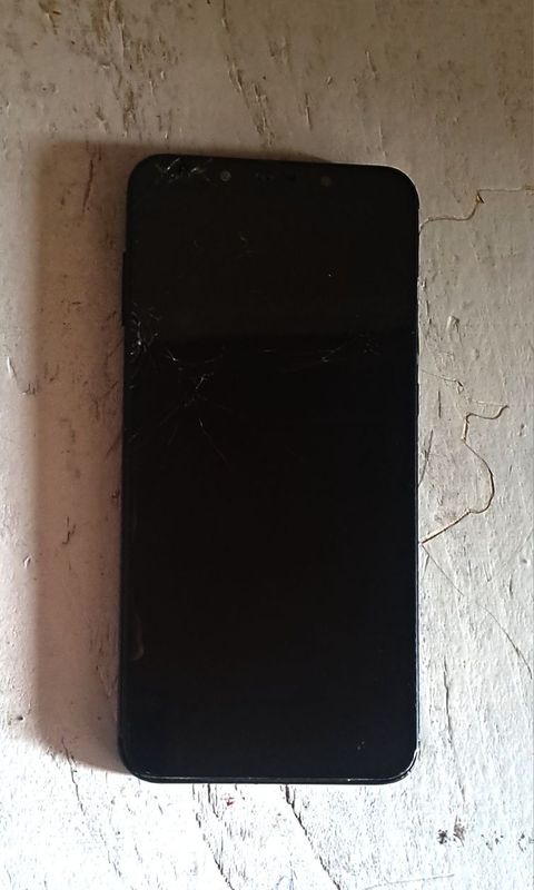 Redmi 5+ sotiladi ekran qo‘ysa ishledi tel yahshi holatda kelishamiz Redmi 5+ sotiladi ekran qo‘ysa ishledi tel yahshi holatda kelishamiz