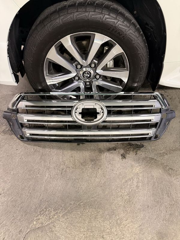 Облицовка Toyota Prado200