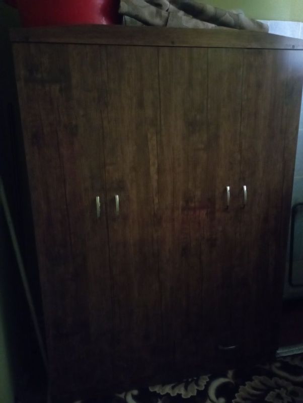 Шкаф и кроват новый