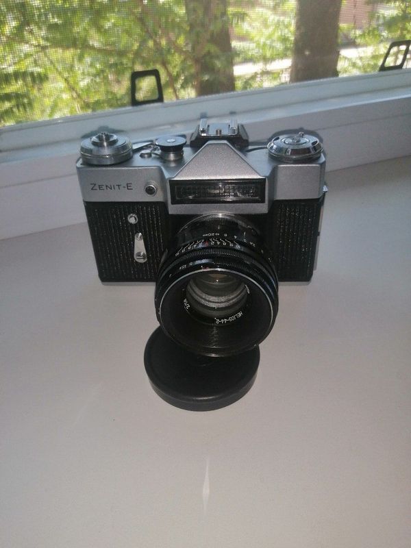 Фотоаппарат Зенит-Е Фотоаппарат Зенит-Е