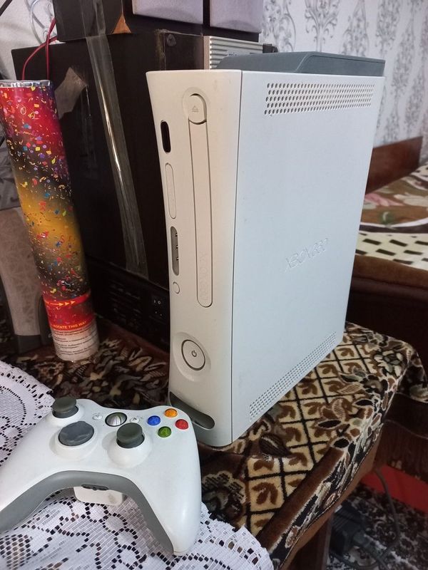 Xbox 360 freeboot aurora сотилади.