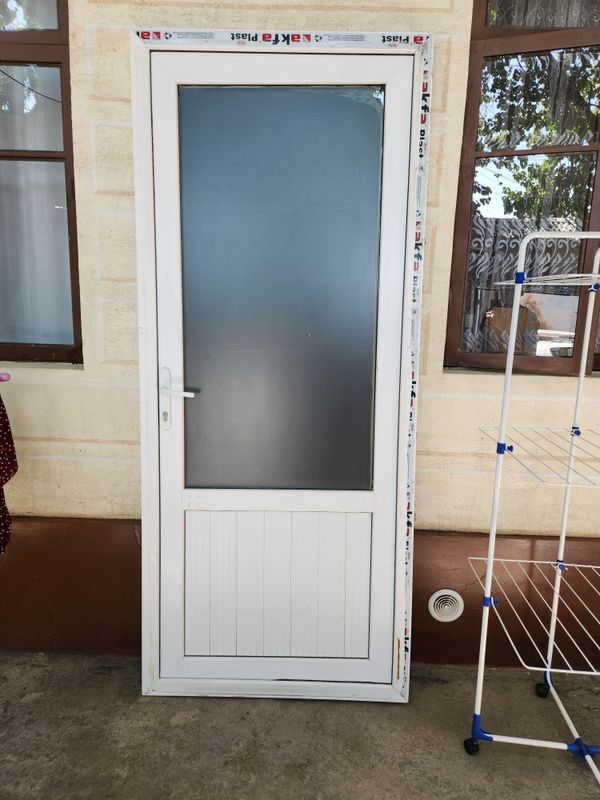 Akfa eshik bor 2 ta xolati ideal