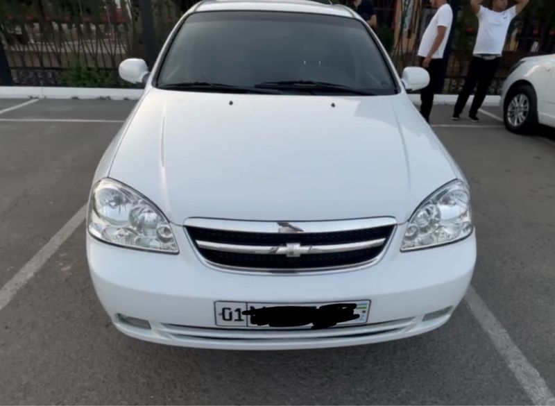 Lacetti 2011 срочно сотилади!!!