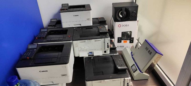 Printer sotiladi arzon Canon Printer sotiladi arzon Canon