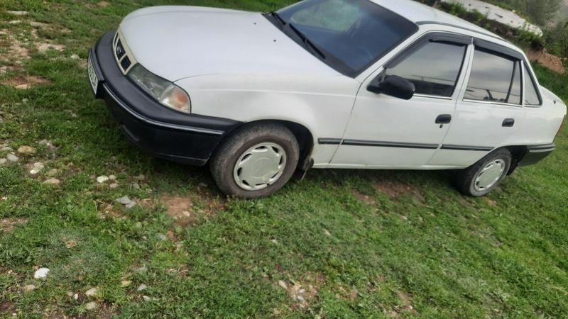 Nexia 1 sotiladi 1996 yili Nexia 1 sotiladi 1996 yili