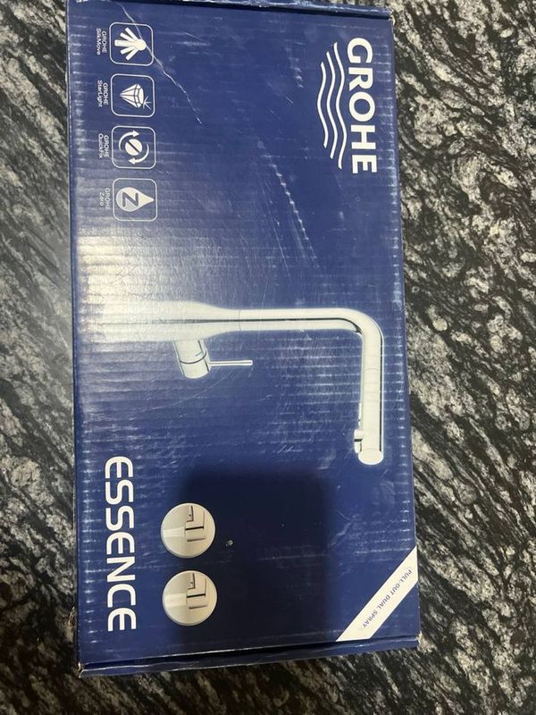 Продается смеситель для кухни GROHE Продается смеситель для кухни GROHE