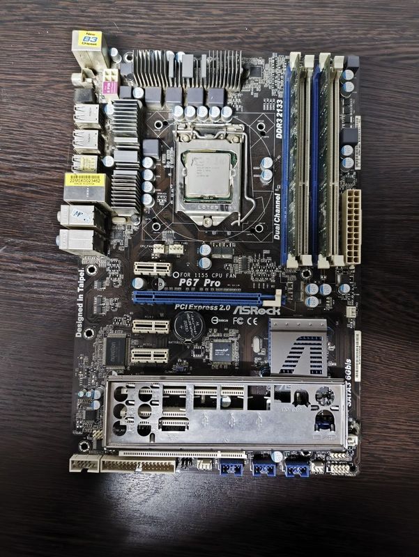 Asrock P67+i5 2310+8Gb