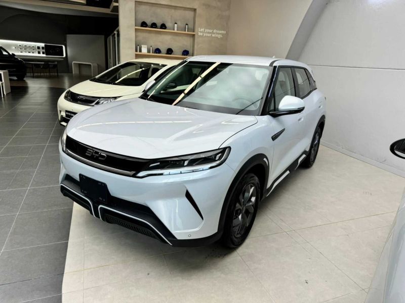 BYD yuan up smart drive BYD yuan up smart drive