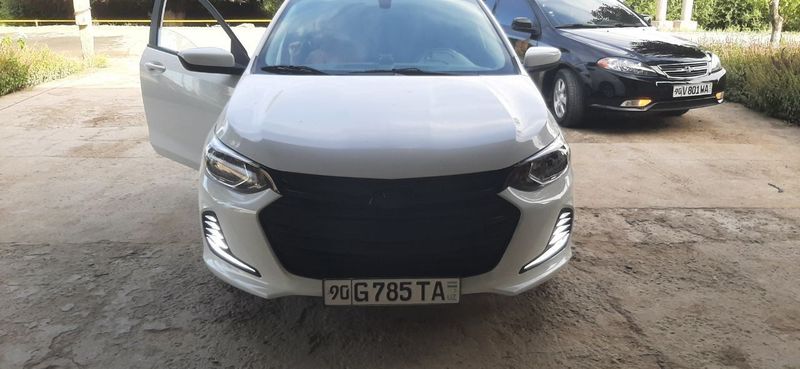 Онх срочно сотилади 10900$ пробег 53000