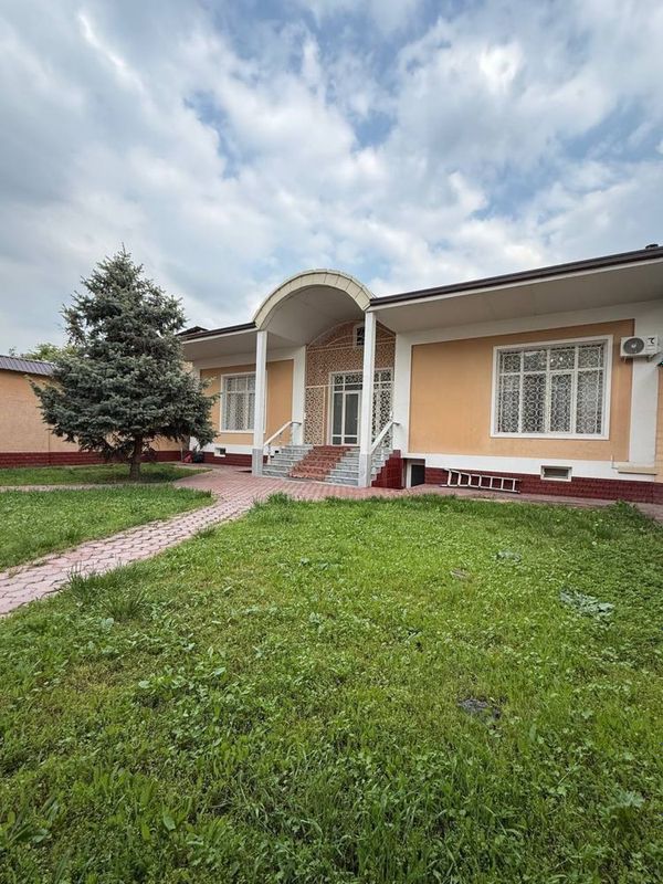 Продам Дом ор. Центр Луначарский Продам Дом ор. Центр Луначарский