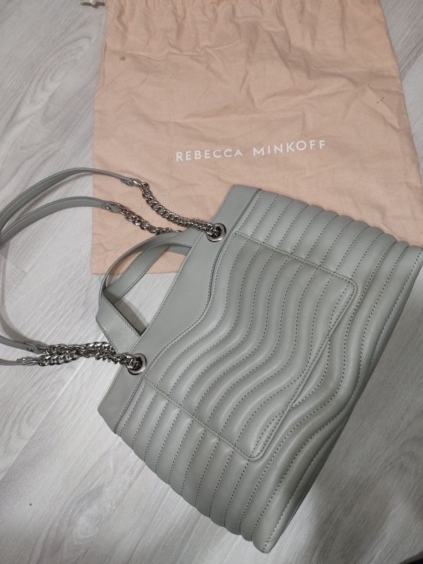 Сумка бренда Rebecca Minkoff