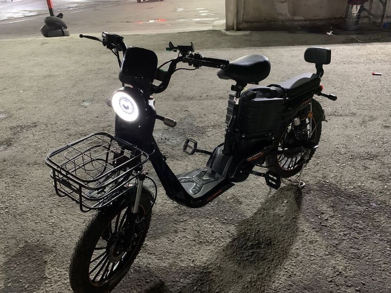 elektrony velik sotiladi