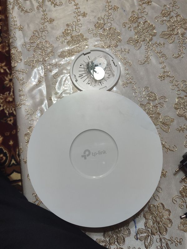 Потолочная точка доступа Wi‑Fi TP-Link AX1800 Потолочная точка доступа Wi‑Fi TP-Link AX1800