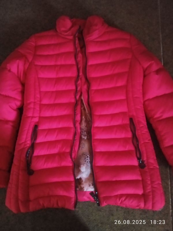 kurta issiqgina rossiya mahsuloti qizil qizlarga
