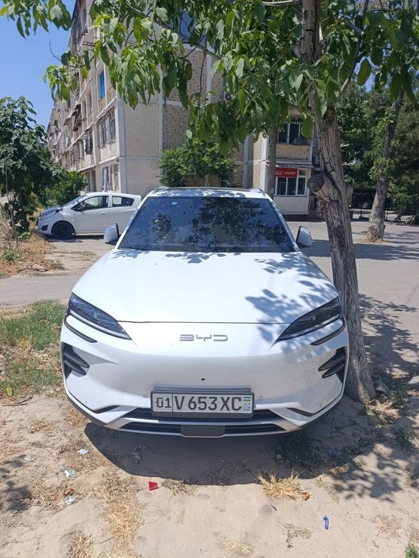 Автомобиль BYD song plus champion Автомобиль BYD song plus champion