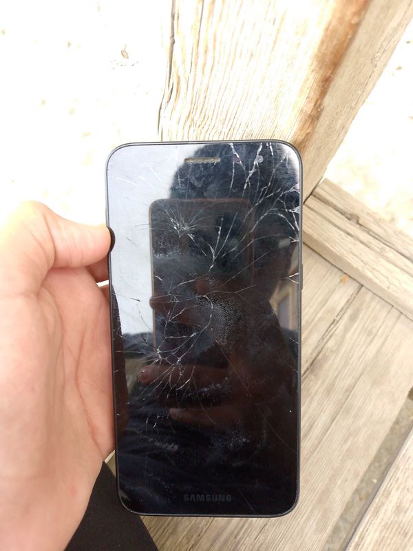 Samsung j2 core 1 oy ishlatilgan Samsung j2 core 1 oy ishlatilgan