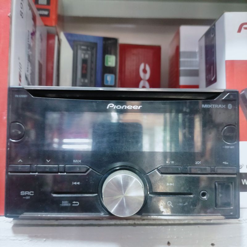 Pioneer 705 bt sotiladi Pioneer 705 bt sotiladi