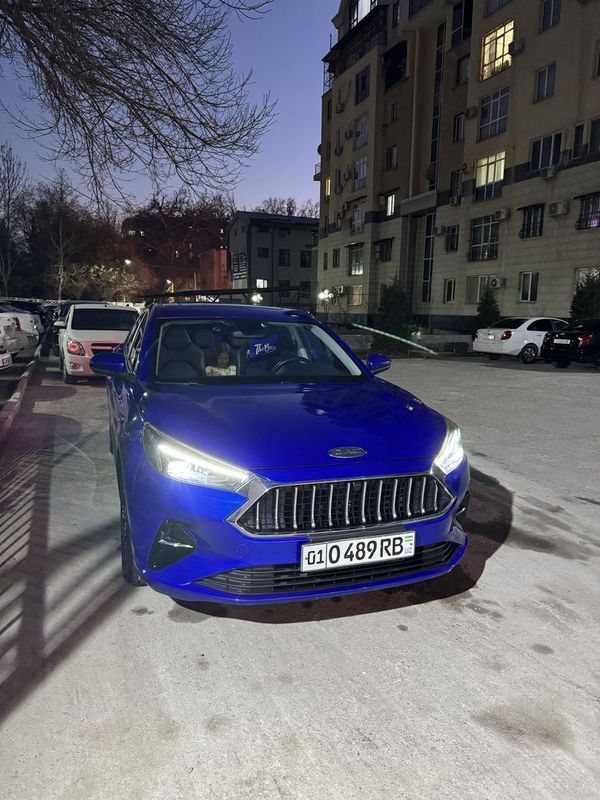 Продам свой автомобиль JAC J7