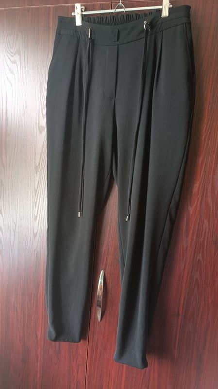 Женские брюки лето/весна размеры L-XL Женские брюки лето/весна размеры L-XL