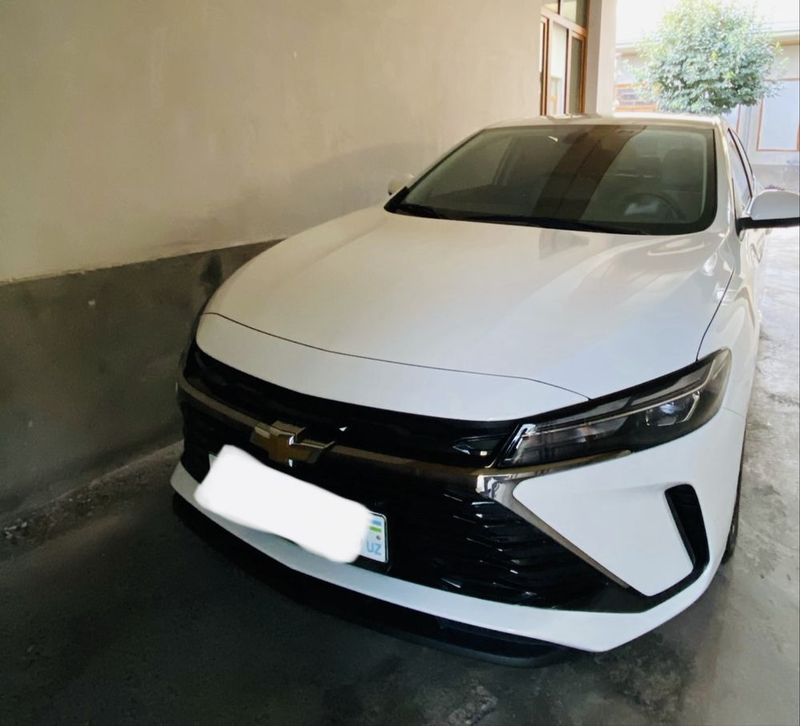Monza oq 2023yil 1.5 atmosferniy Monza oq 2023yil 1.5 atmosferniy